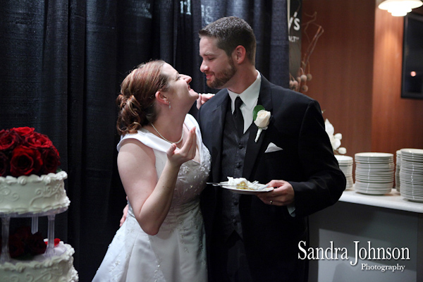 Best Annunciation Catholic Wedding Photos - Sandra Johnson (SJFoto.com)